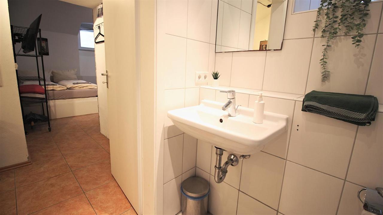 Xxx Fully Equipped Apartment Near Main Station! Wurzburg Exterior photo
