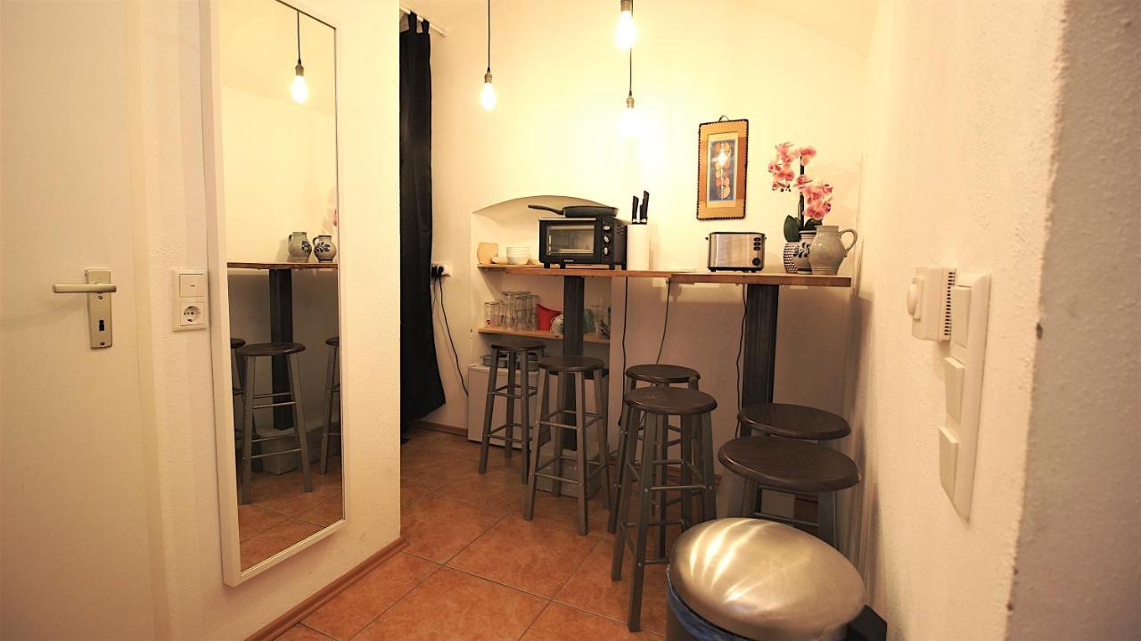 Xxx Fully Equipped Apartment Near Main Station! Wurzburg Exterior photo