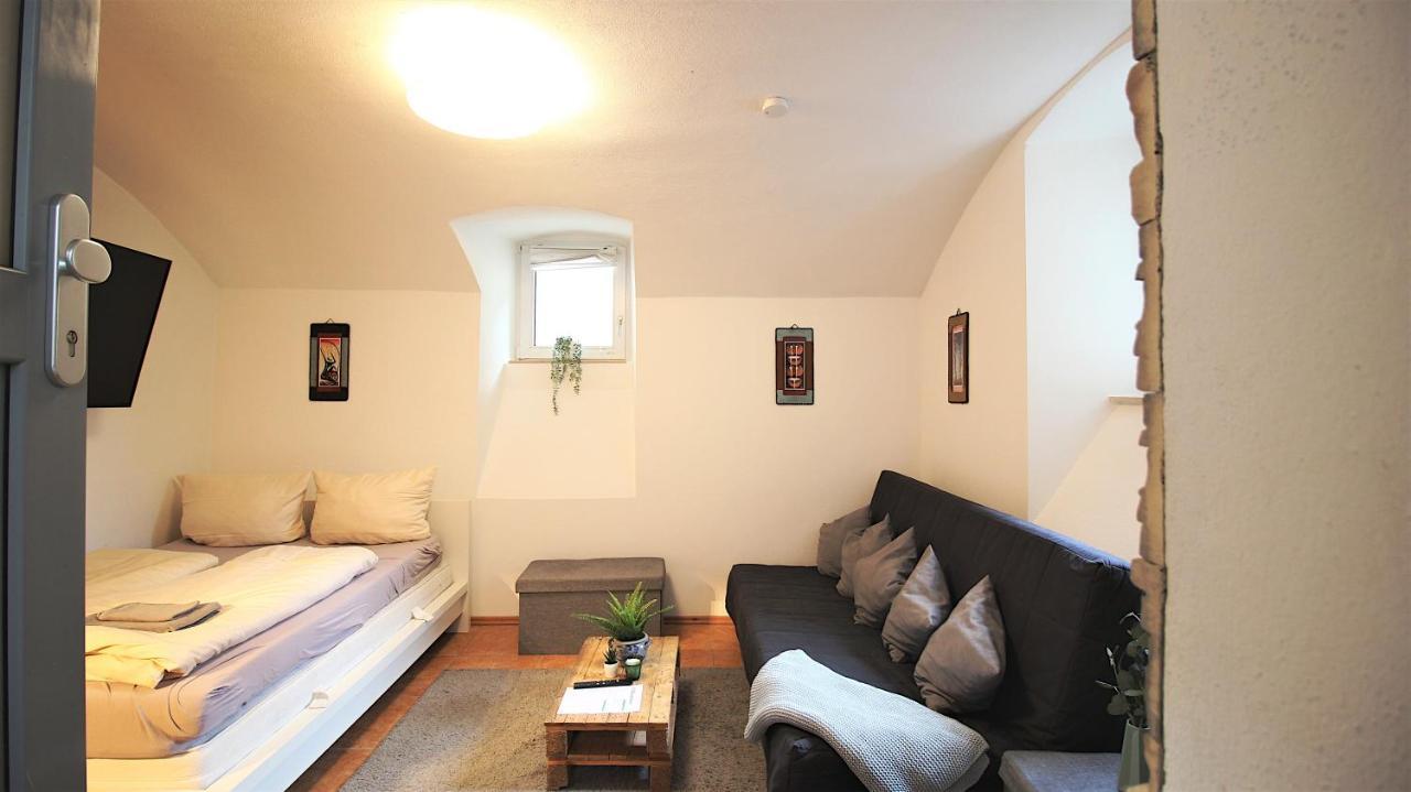 Xxx Fully Equipped Apartment Near Main Station! Wurzburg Exterior photo